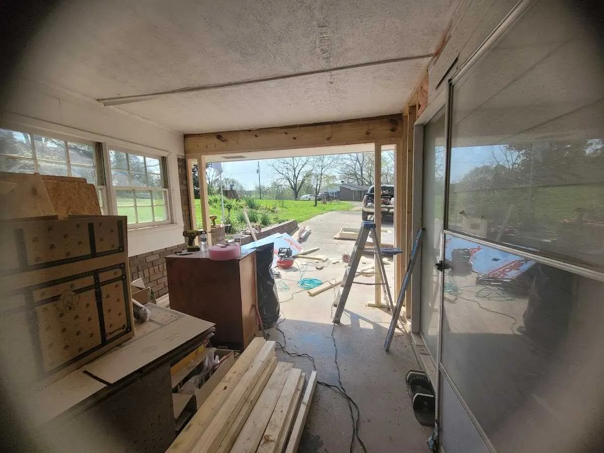 Air movers and dehumidifier for Drying & Dehumidification in Vermillion